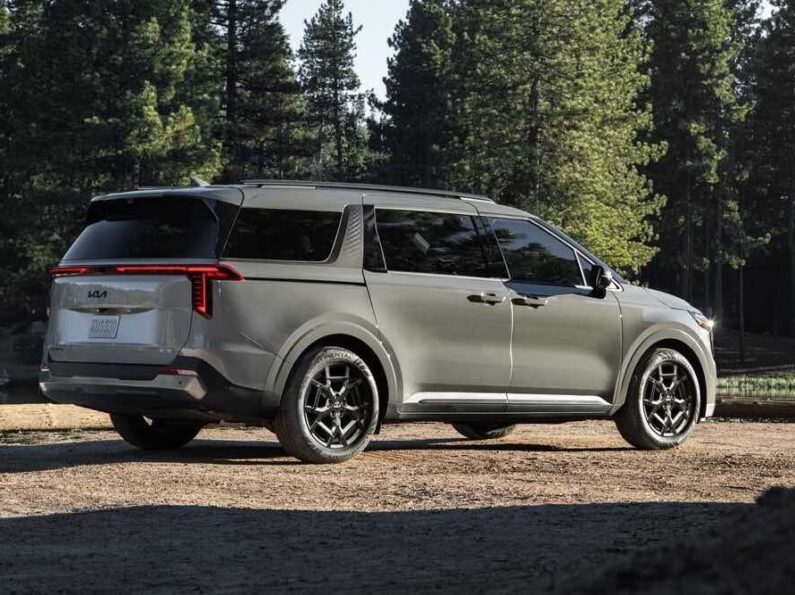 KIA Carnival no es una Minivan es un MPV de lujo