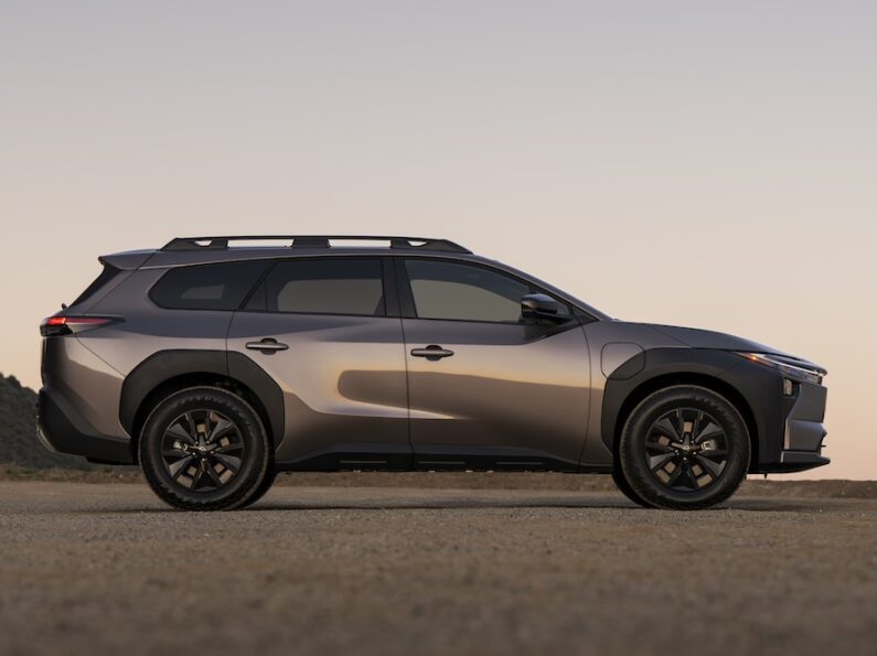 Toyota bZ Woodland Premium 2026 a prueba: Aventura y espacio sin emisiones