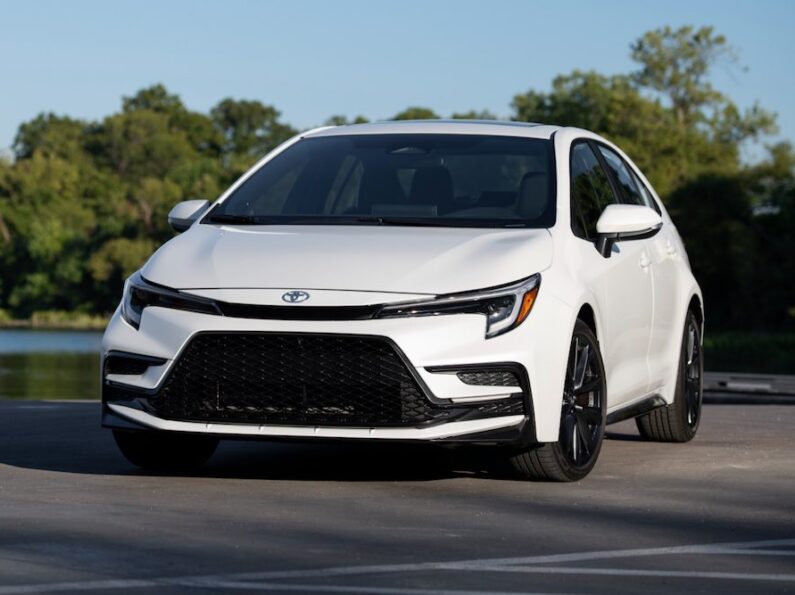 2026 Toyota Corolla SE: Las actualizaciones que lo hacen más inteligente y seguro sin subir el precio